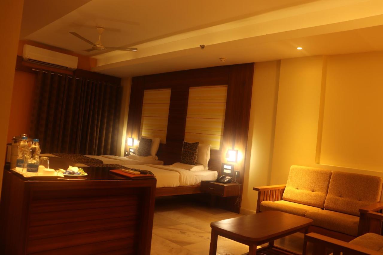 Hotel Madhuvan Serai Manipal Exterior foto