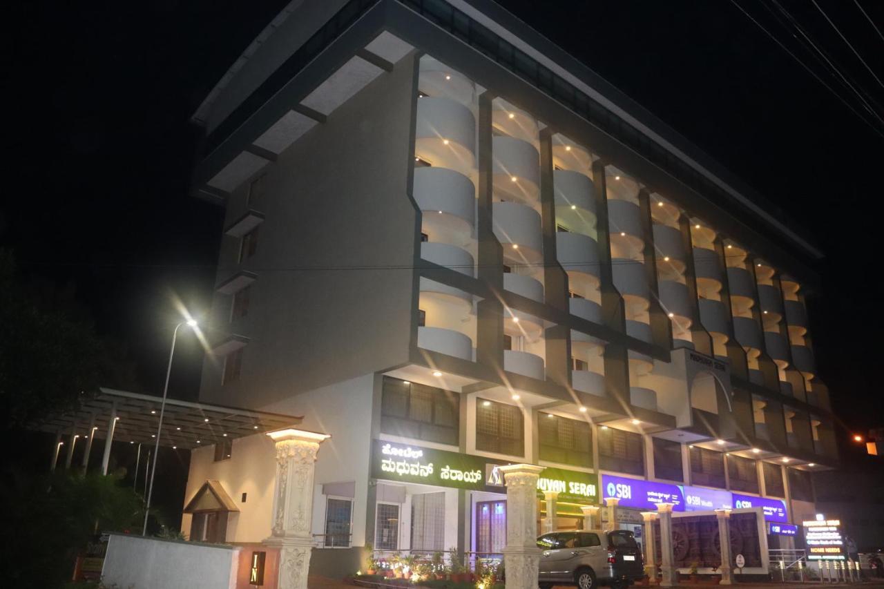 Hotel Madhuvan Serai Manipal Exterior foto