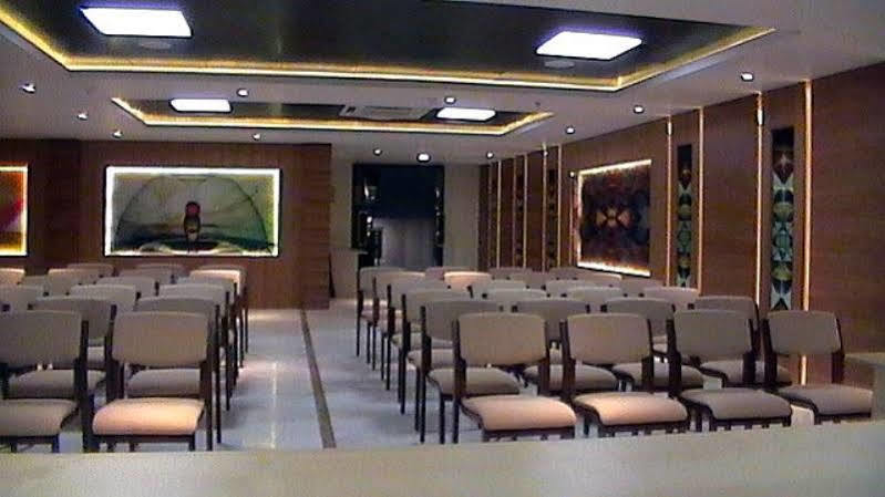 Hotel Madhuvan Serai Manipal Exterior foto